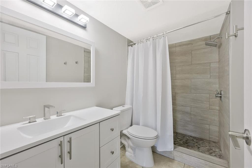 1211 Rosemary Ct Unit C104, Naples, FL 34103-10