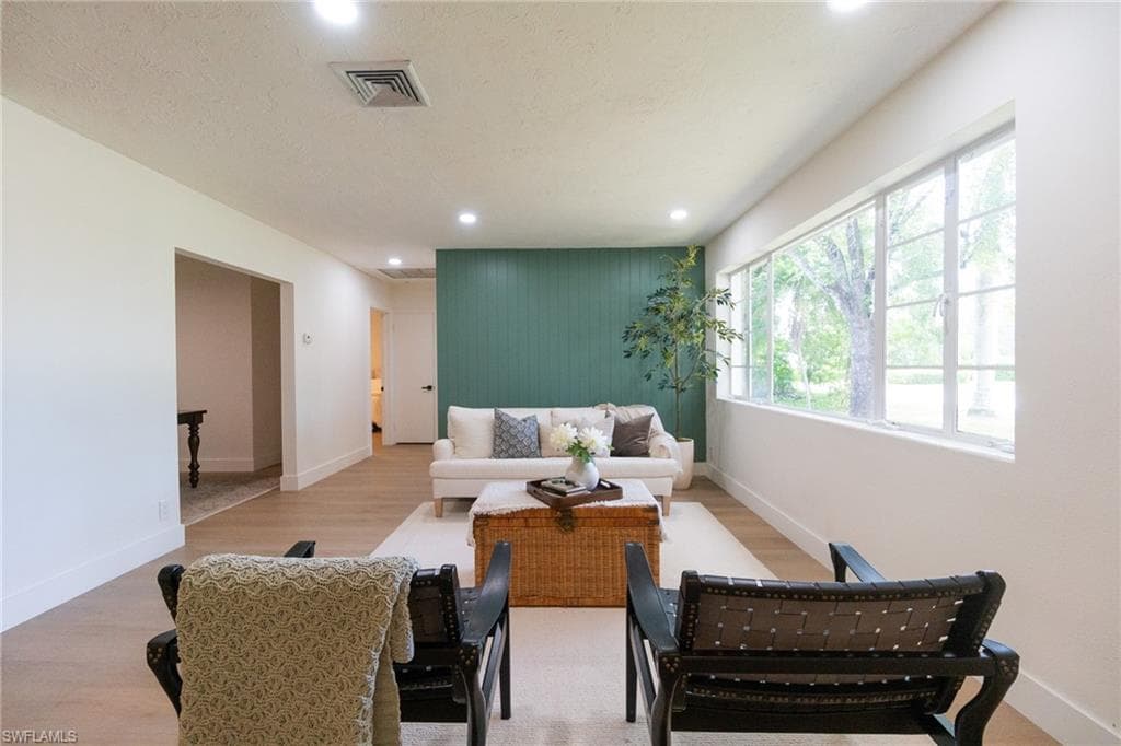 2535 Cortez Blvd, Fort Myers, FL 33901-5