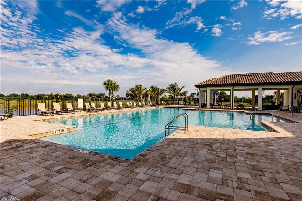 14415 Mindello Dr, Fort Myers, FL 33905-37