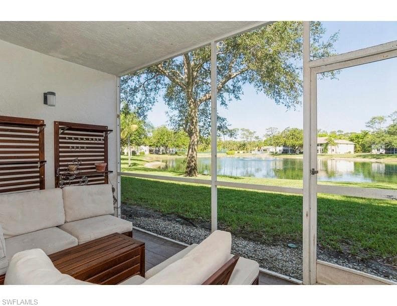 250 Timber Lake Cir E103, Naples, FL 34104-10