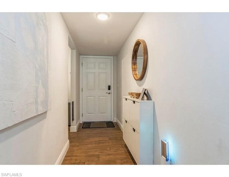 250 Timber Lake Cir E103, Naples, FL 34104-2