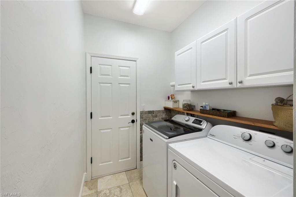 11641 Red Hibiscus Dr, Bonita Springs, FL 34135-24