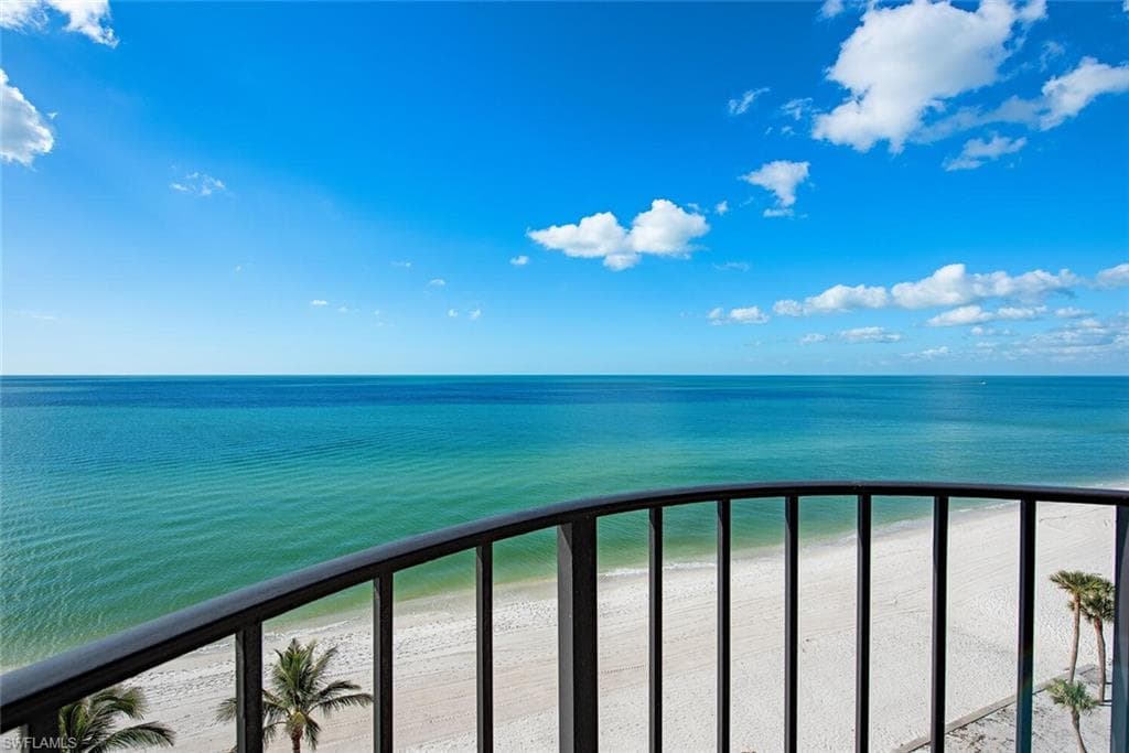 3115 Gulf Shore Blvd N 706s, Naples, FL 34103-12