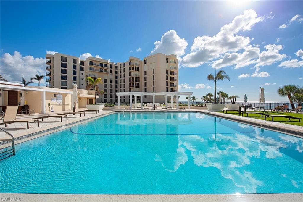 3115 Gulf Shore Blvd N 706s, Naples, FL 34103-17