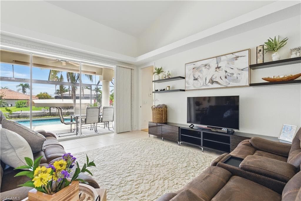 4424 19th Pl, Cape Coral, FL 33914-11