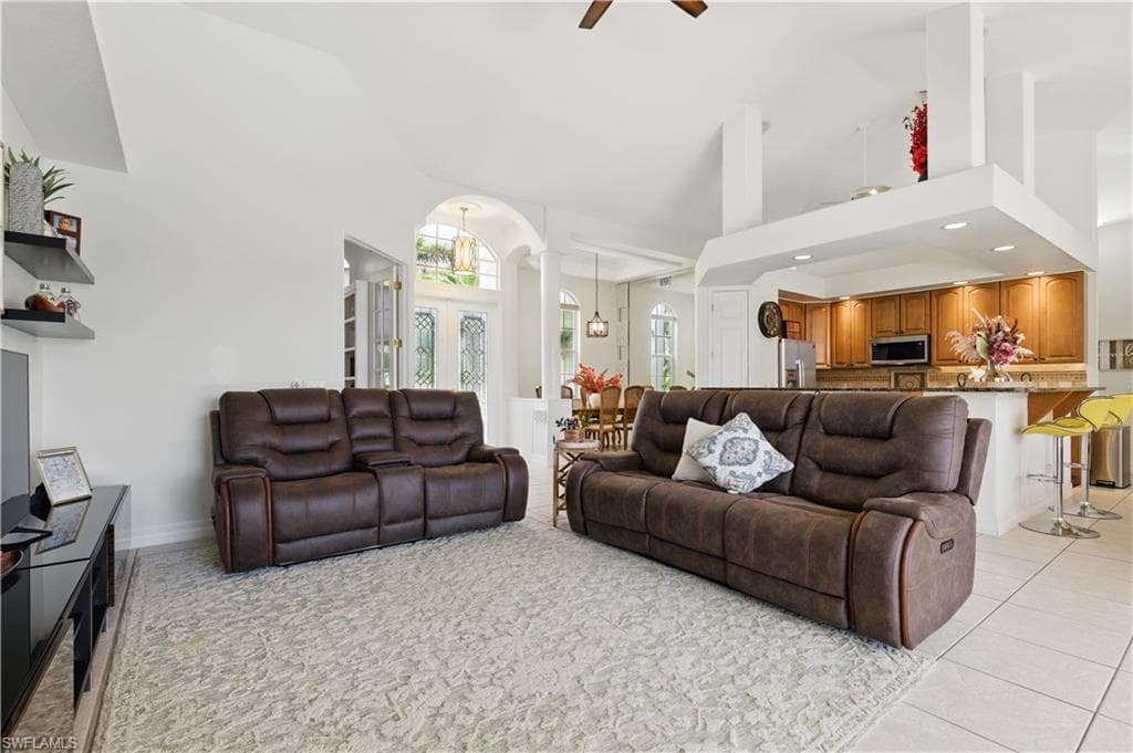 4424 19th Pl, Cape Coral, FL 33914-13