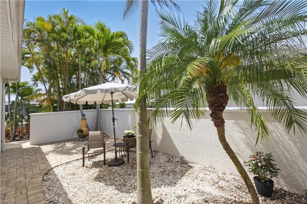 4424 19th Pl, Cape Coral, FL 33914-23