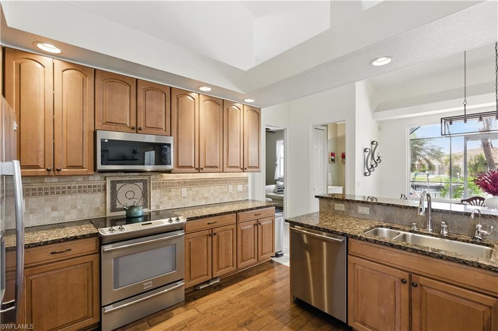 4424 19th Pl, Cape Coral, FL 33914-7