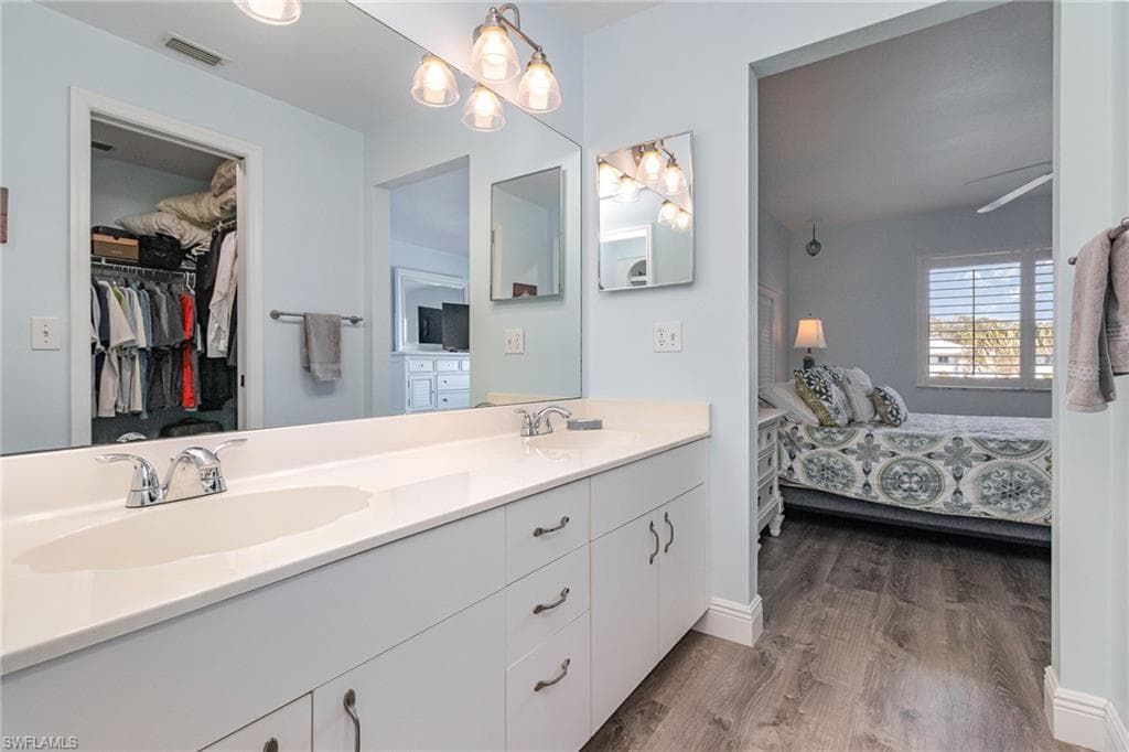 484 Belina Dr 1404, Naples, FL 34104-18