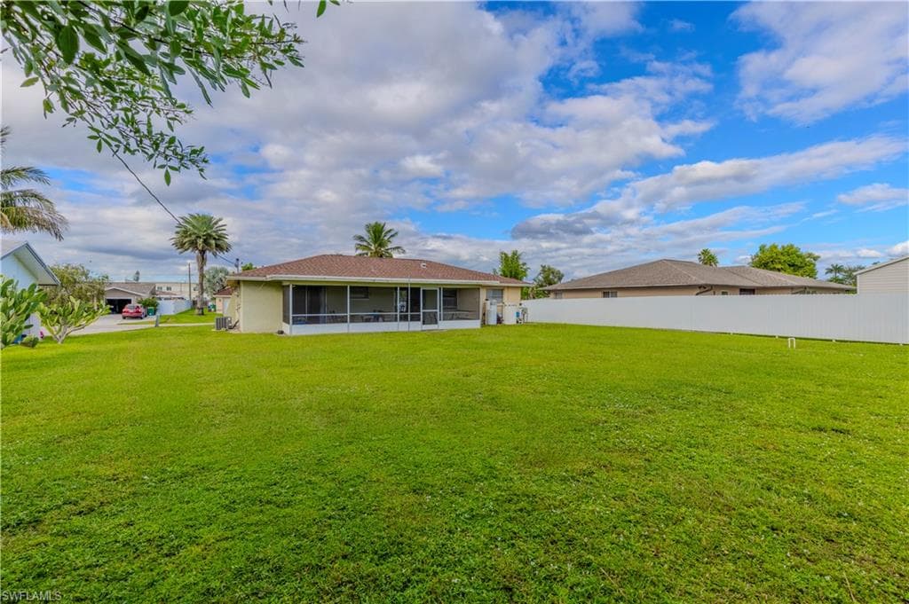 4484 30th Pl SW, Naples, FL 34116-18