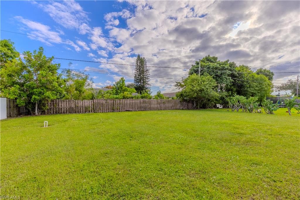 4484 30th Pl SW, Naples, FL 34116-20