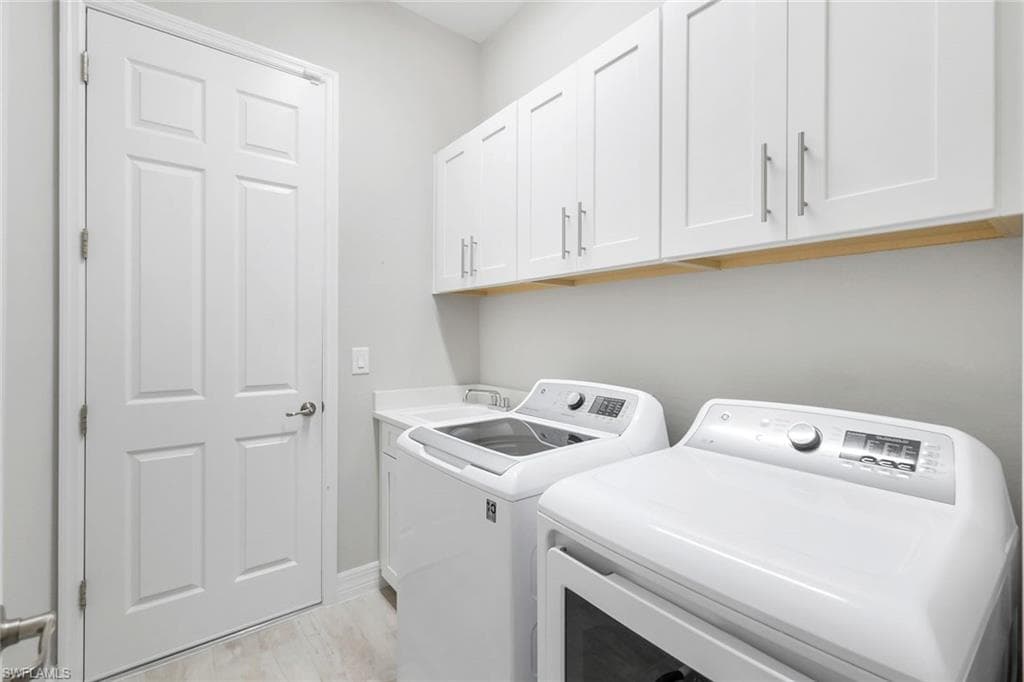 14841 Blue Bay Cir, Fort Myers, FL 33913-29