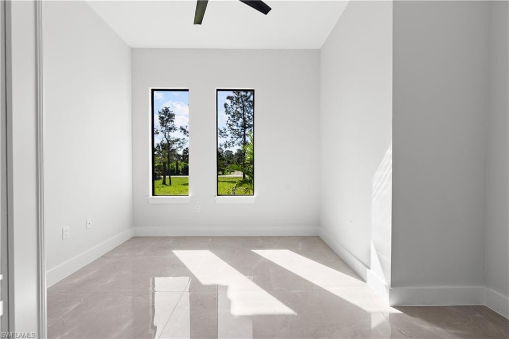 2557 8th Ave SE, Naples, FL 34117-11