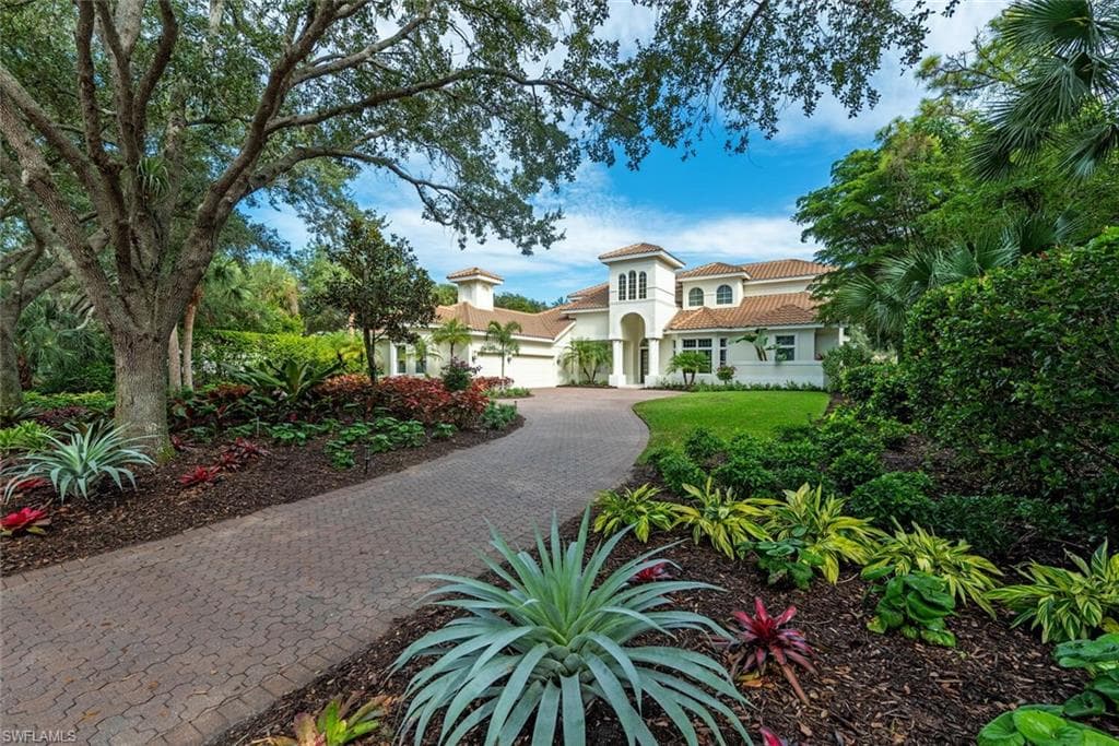 1252 Pocantico Ln, Naples, FL 34110-1