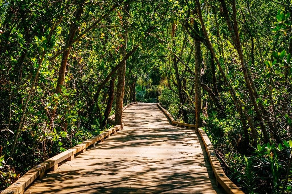 1252 Pocantico Ln, Naples, FL 34110-45