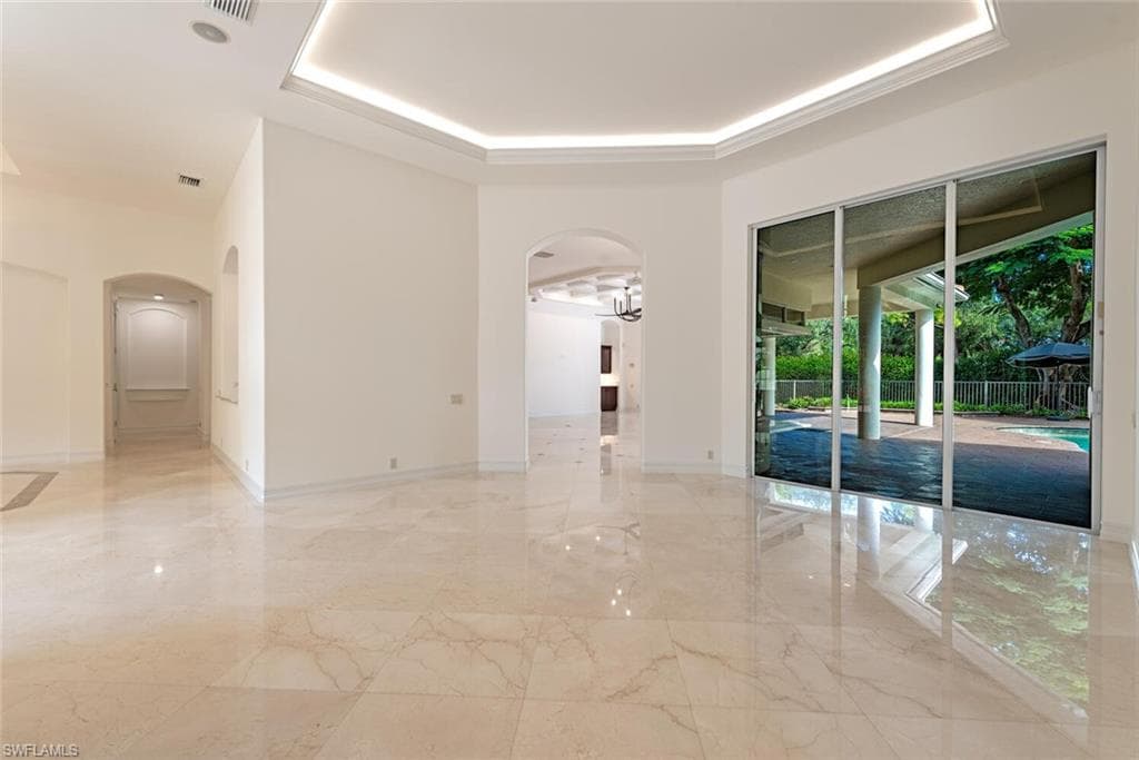 1252 Pocantico Ln, Naples, FL 34110-4