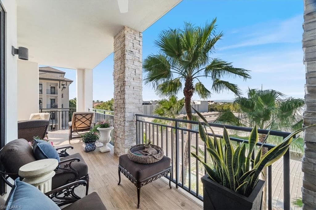 1135 3rd Ave S 409, Other, FL 34102-36