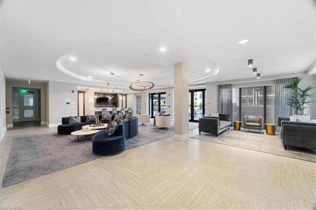 1135 3rd Ave S 409, Other, FL 34102-39