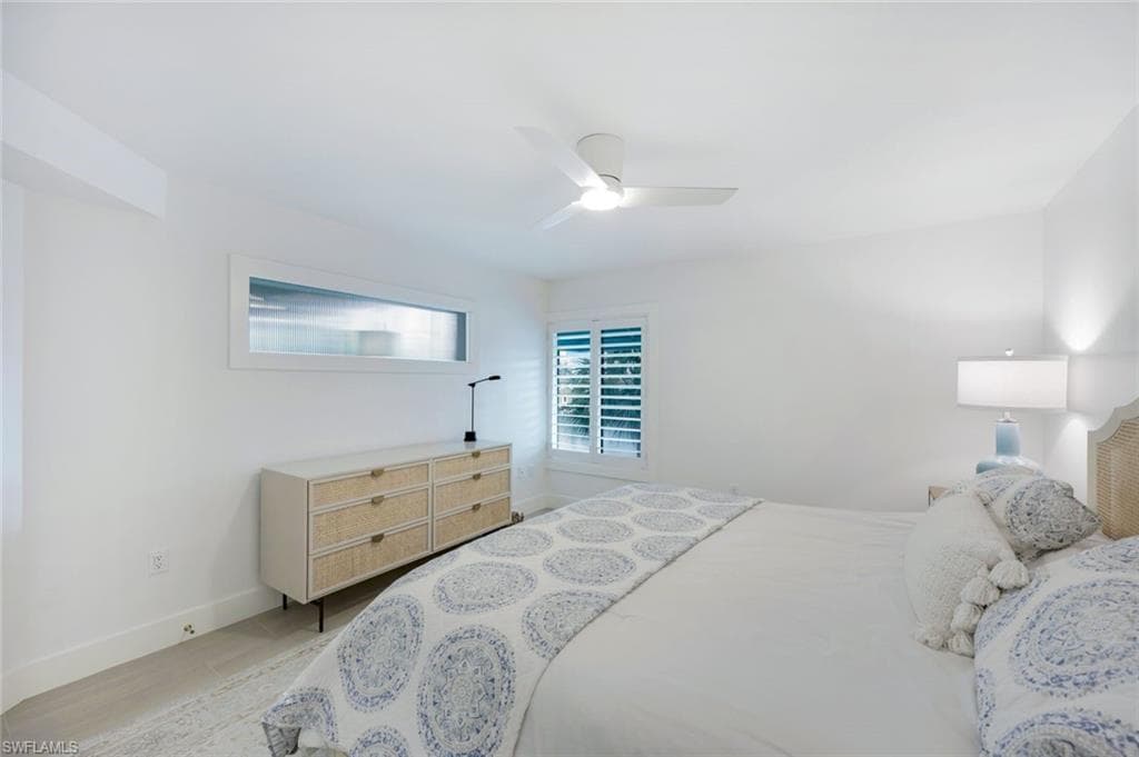 305 Park Shore Dr 2-234, Naples, FL 34103-16