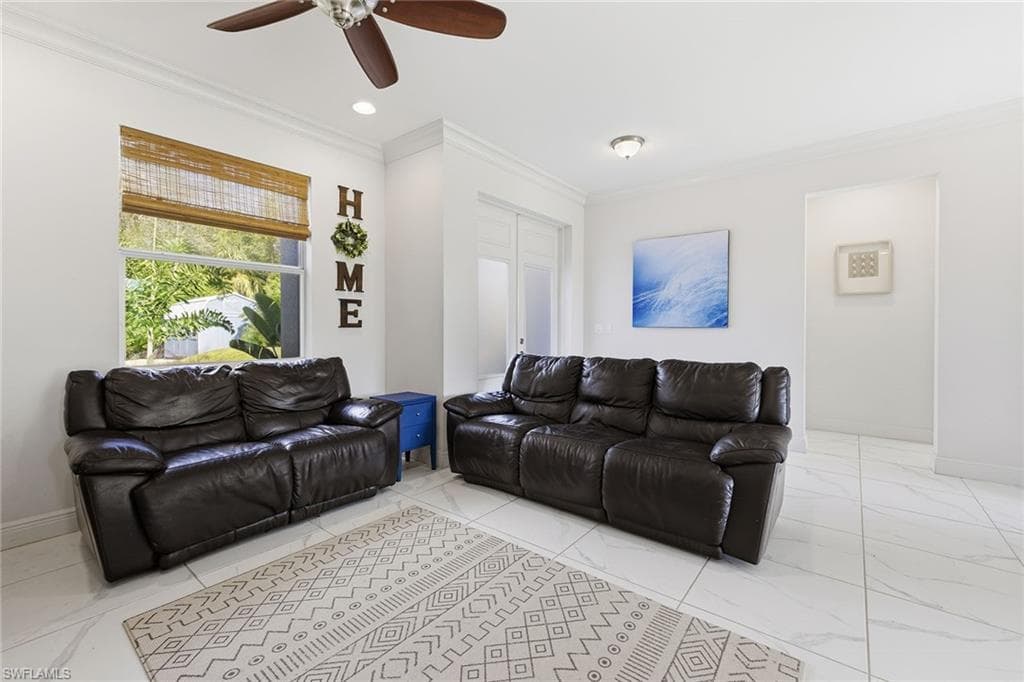 3380 4th Ave NE, Naples, FL 34120-12