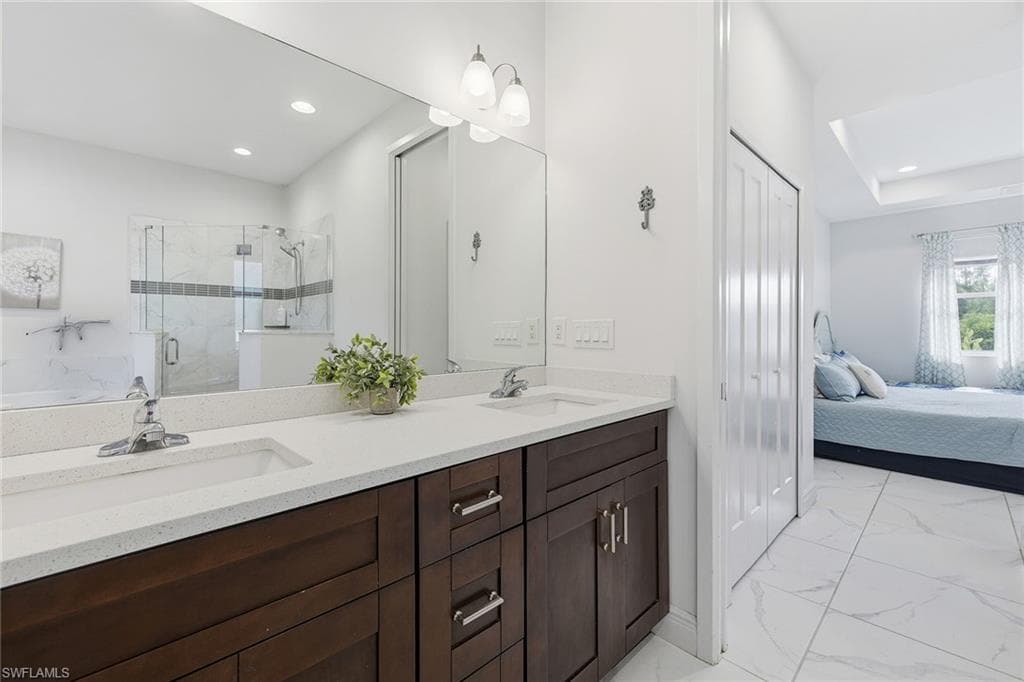 3380 4th Ave NE, Naples, FL 34120-19