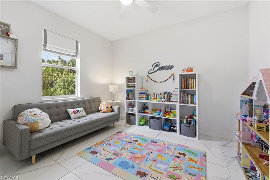 3380 4th Ave NE, Naples, FL 34120-20