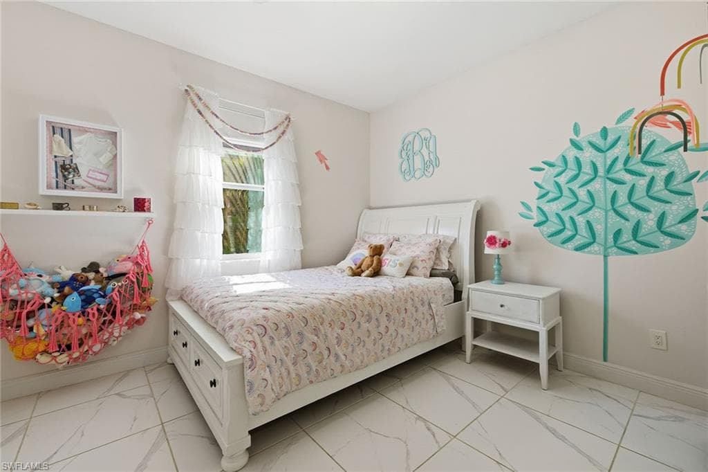 3380 4th Ave NE, Naples, FL 34120-23