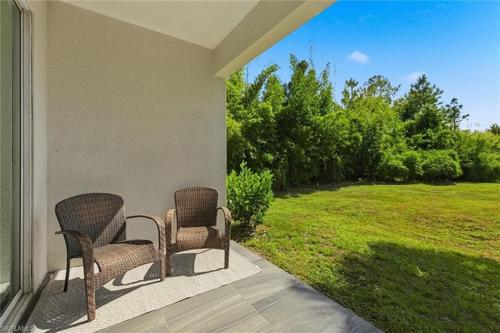 3380 4th Ave NE, Naples, FL 34120-28