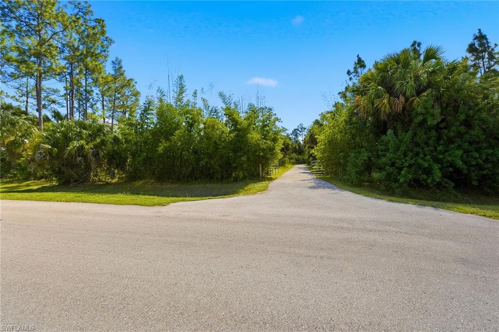 3380 4th Ave NE, Naples, FL 34120-34