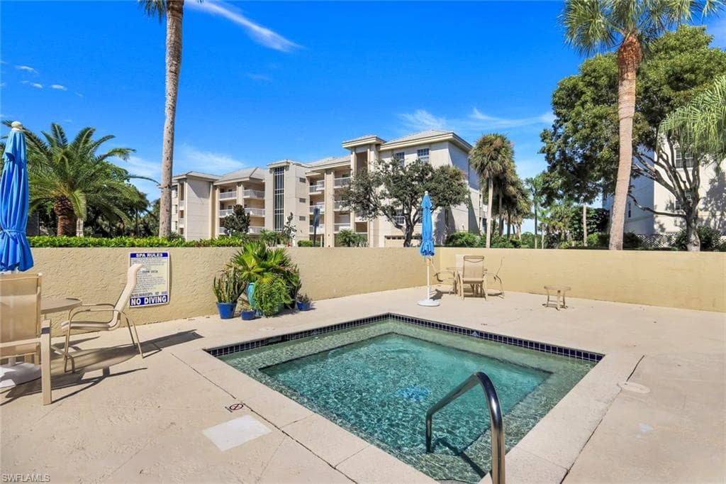 4130 Bayhead Dr 303, Bonita Springs, FL 34134-36