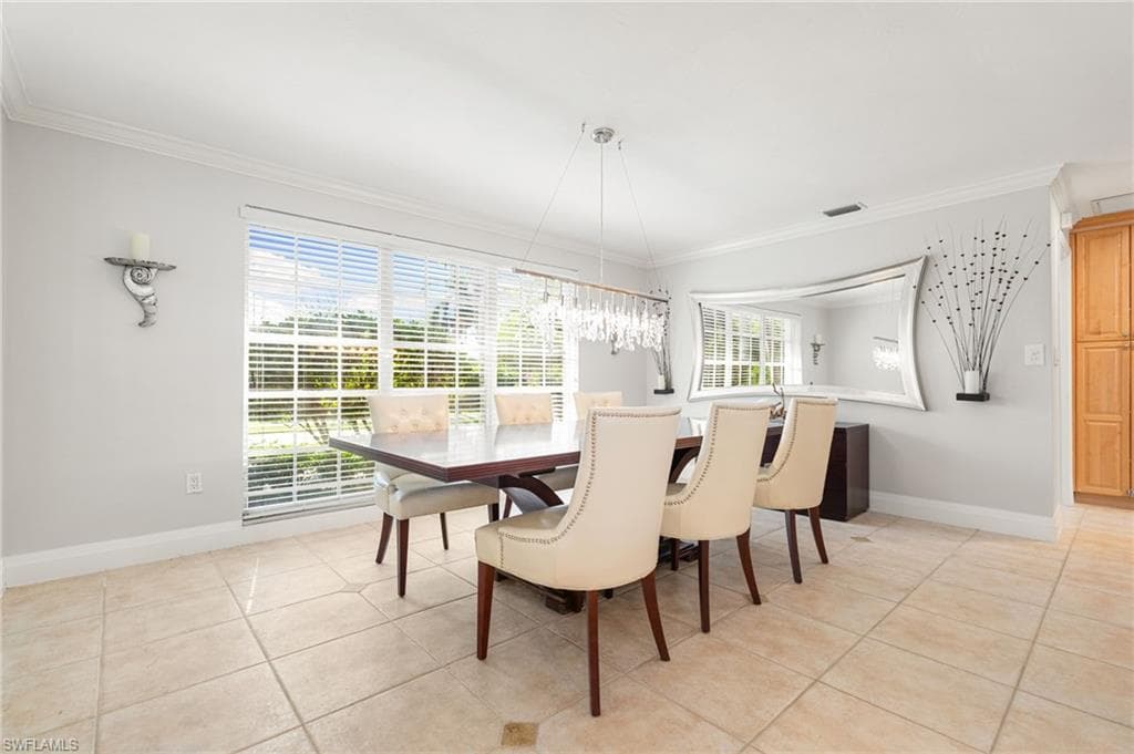 503 Neapolitan Way, Naples, FL 34103-10