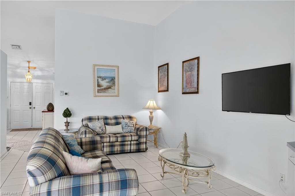 51 Hickory Ct, Marco Island, FL 34145-22