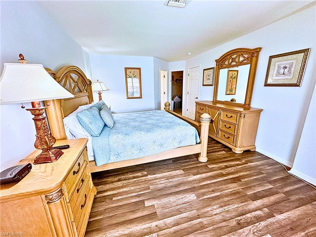 51 Hickory Ct, Marco Island, FL 34145-25