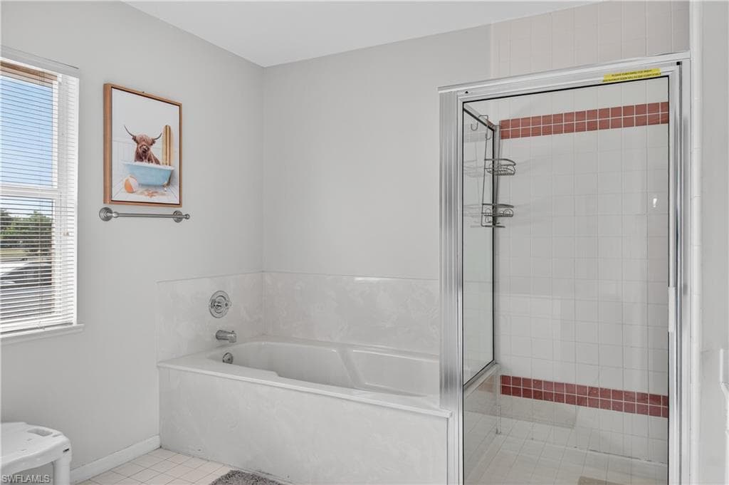 51 Hickory Ct, Marco Island, FL 34145-26