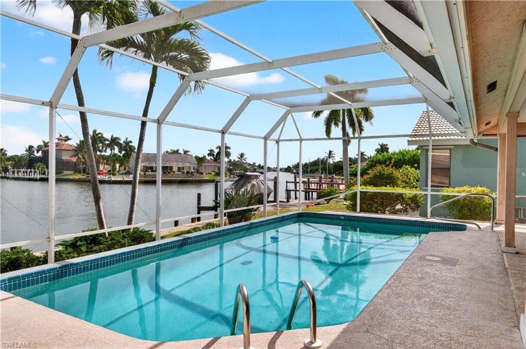 51 Hickory Ct, Marco Island, FL 34145-2