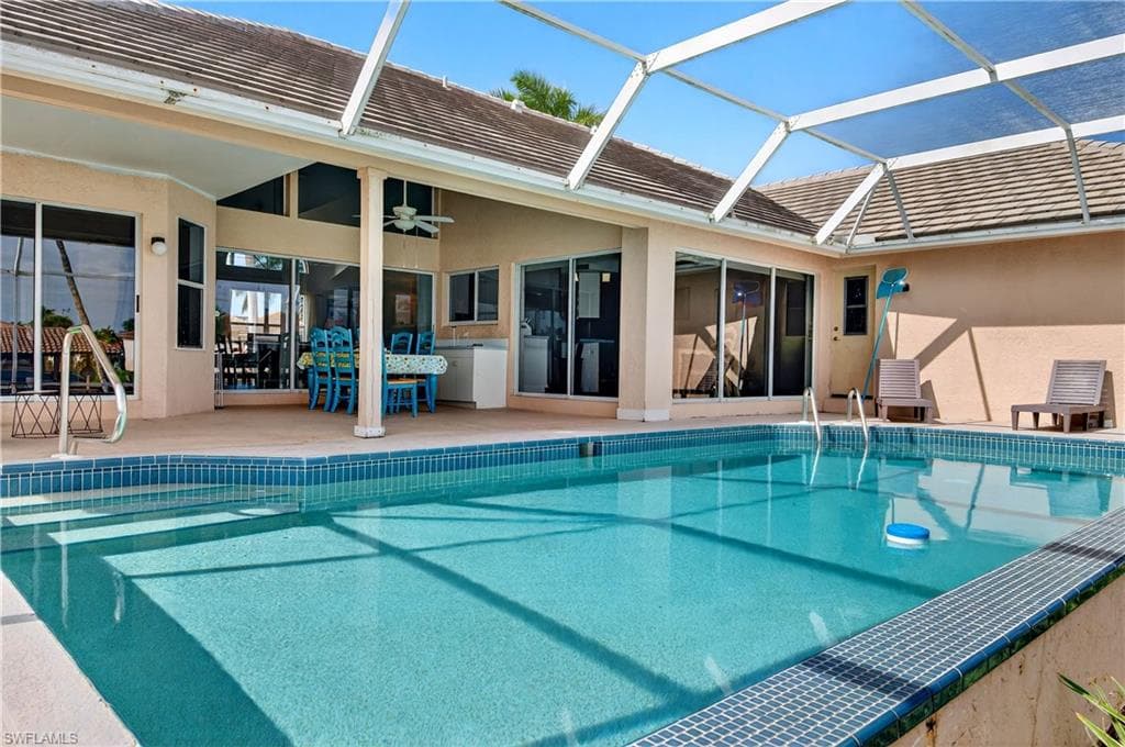 51 Hickory Ct, Marco Island, FL 34145-42