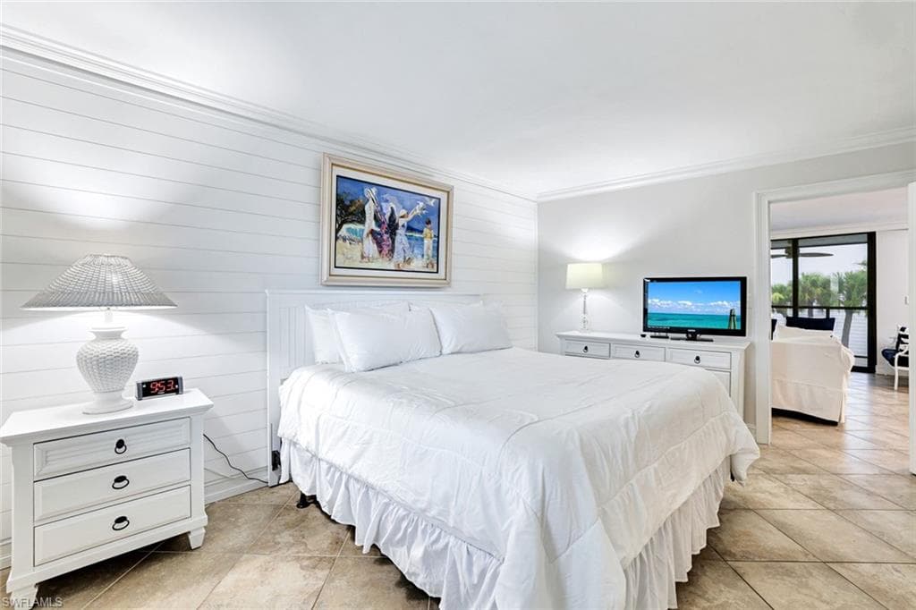 1085 Bald Eagle Dr C303, Marco Island, FL 34145-16