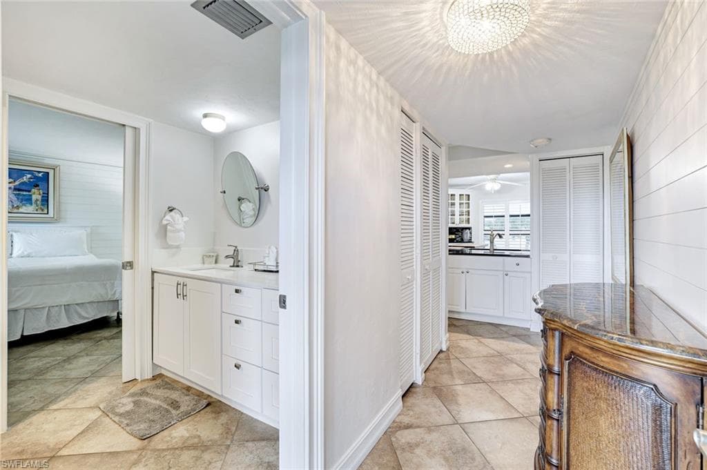 1085 Bald Eagle Dr C303, Marco Island, FL 34145-20