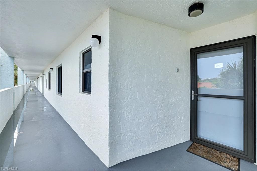 1085 Bald Eagle Dr C303, Marco Island, FL 34145-4