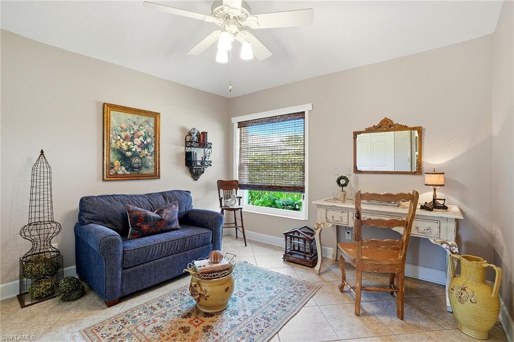 3688 Kent Dr, Naples, FL 34112-12