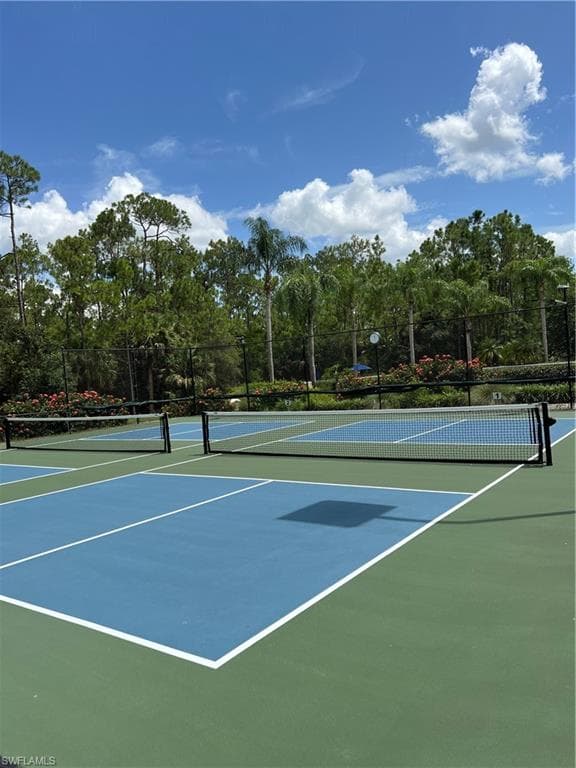 7505 Stoneybrook Dr 713, Naples, FL 34112-35