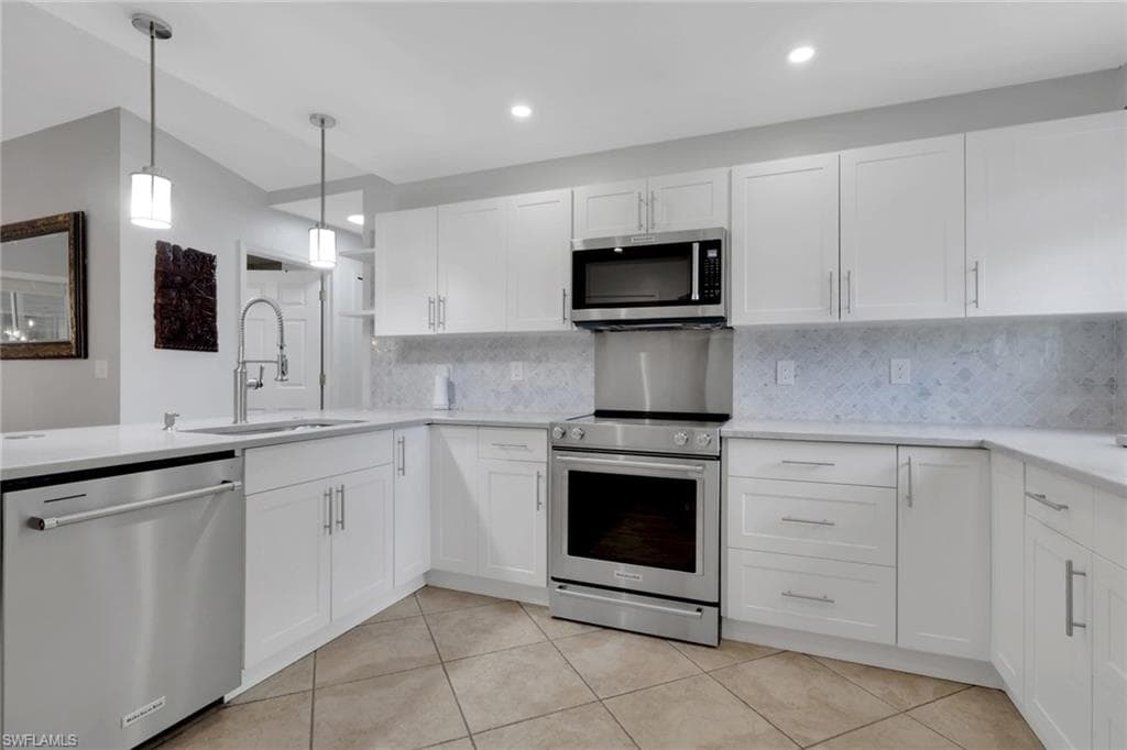 5160 44th St NE, Naples, FL 34120-12