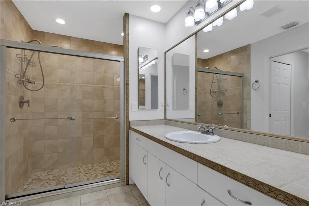 5160 44th St NE, Naples, FL 34120-15