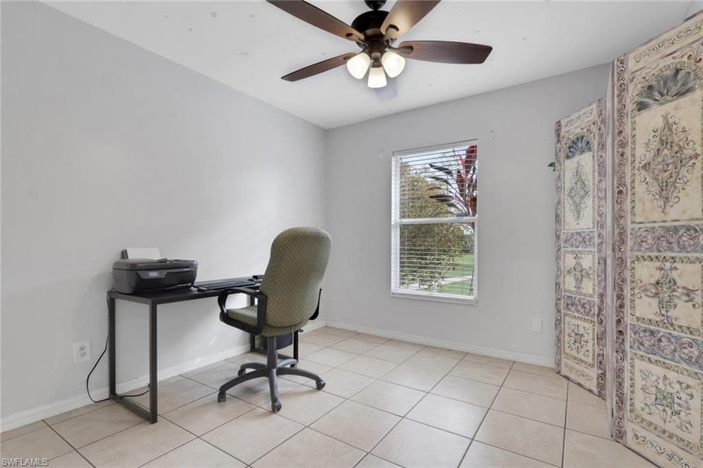 5160 44th St NE, Naples, FL 34120-17