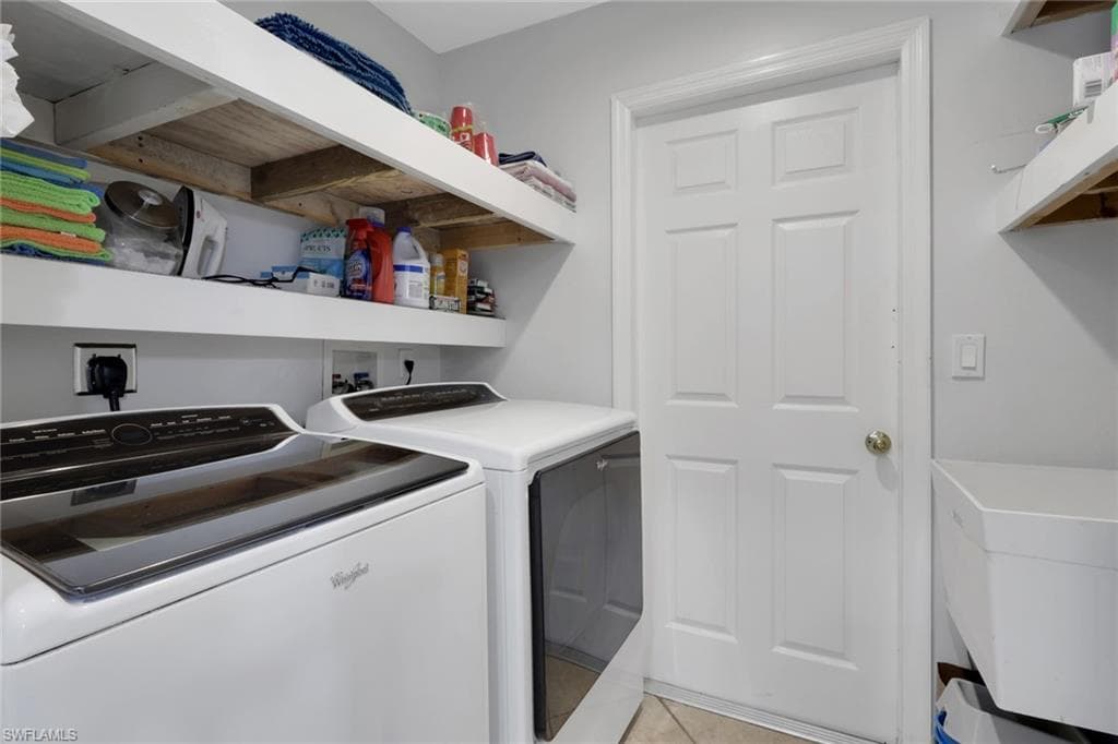 5160 44th St NE, Naples, FL 34120-19