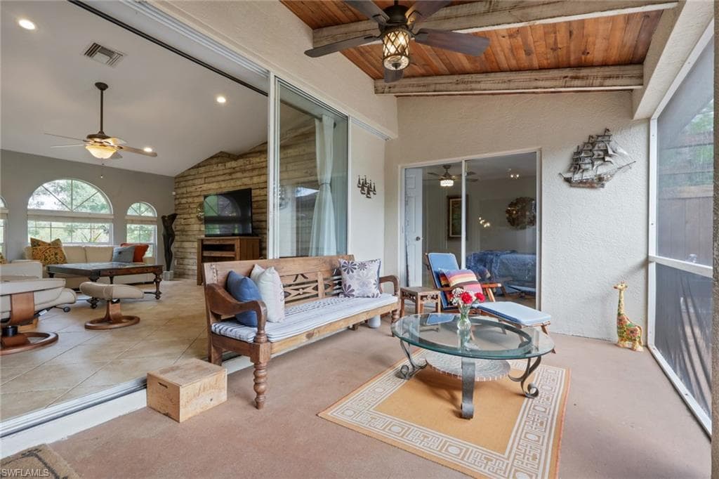 5160 44th St NE, Naples, FL 34120-22