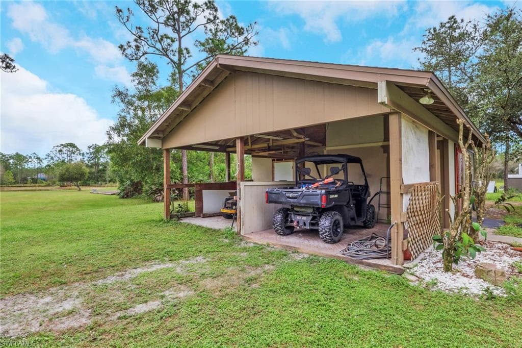 5160 44th St NE, Naples, FL 34120-29