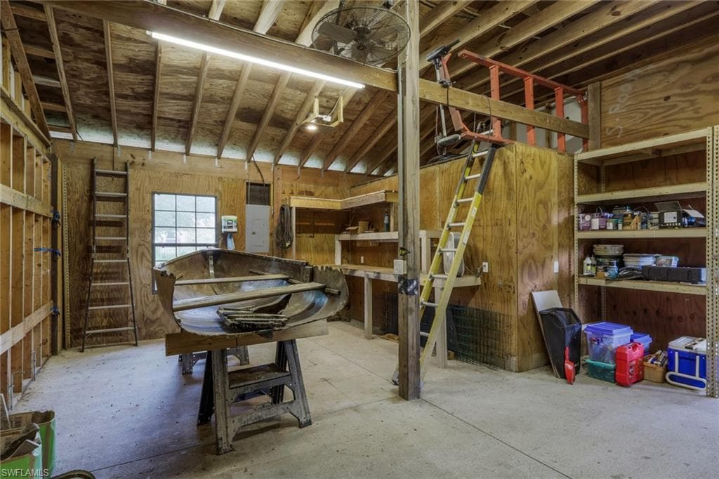 5160 44th St NE, Naples, FL 34120-30