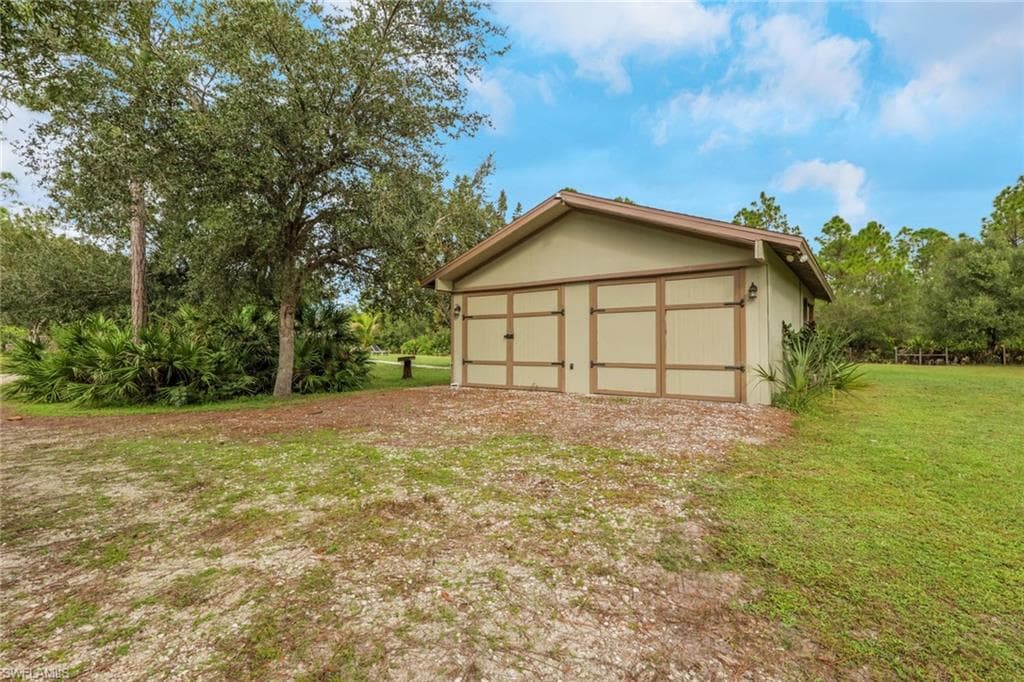 5160 44th St NE, Naples, FL 34120-36