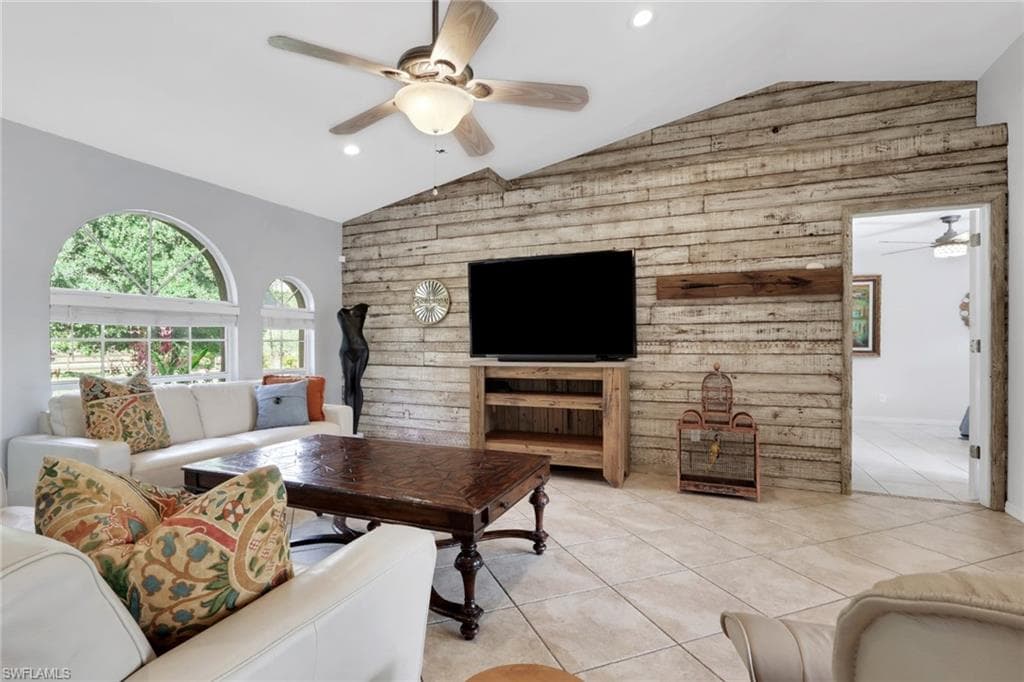 5160 44th St NE, Naples, FL 34120-6